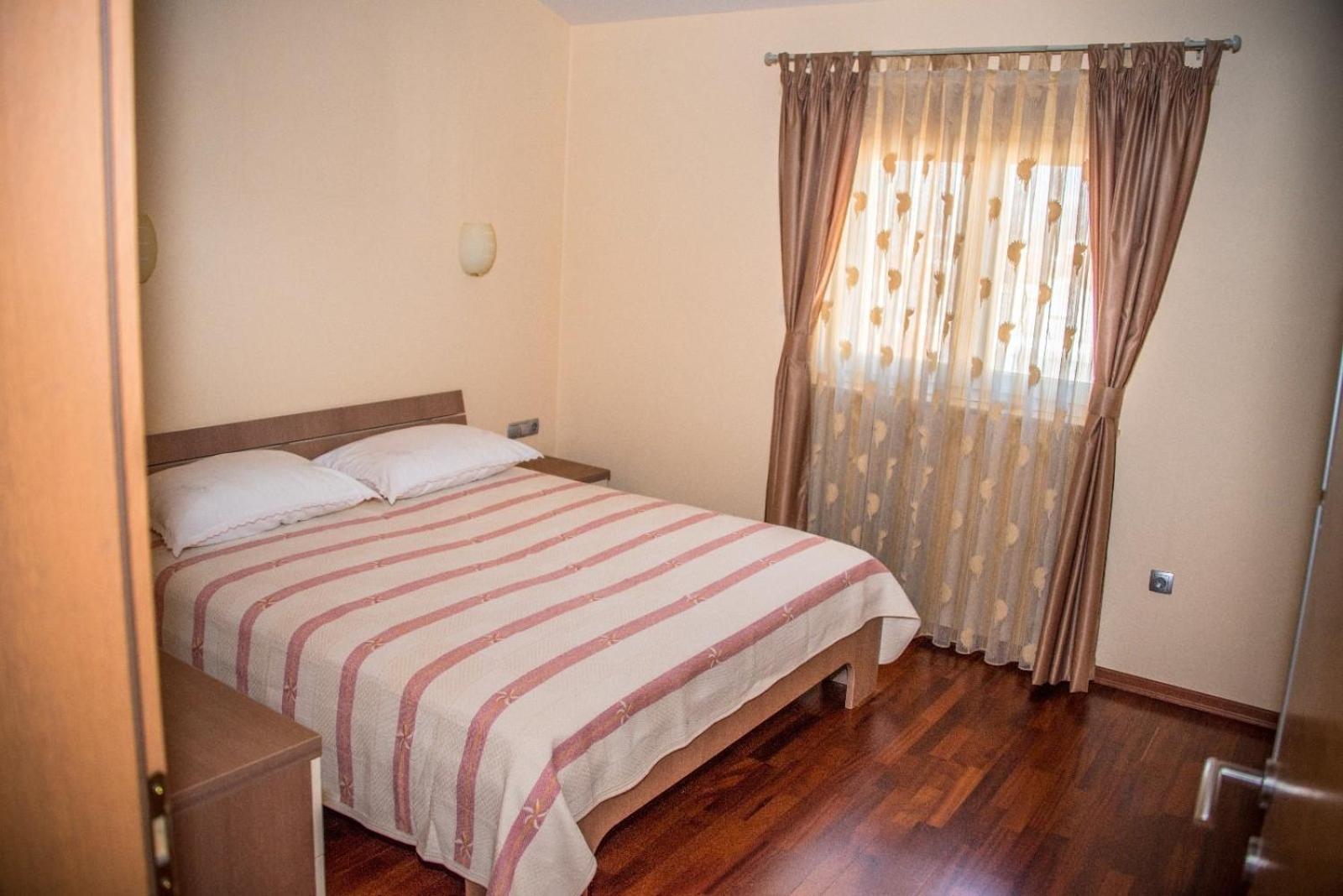 Hotel Barbaric เมจูโกเรีย ภายนอก รูปภาพ