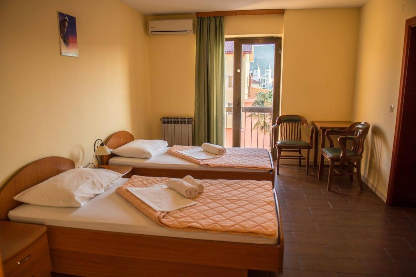 Hotel Barbaric เมจูโกเรีย ภายนอก รูปภาพ