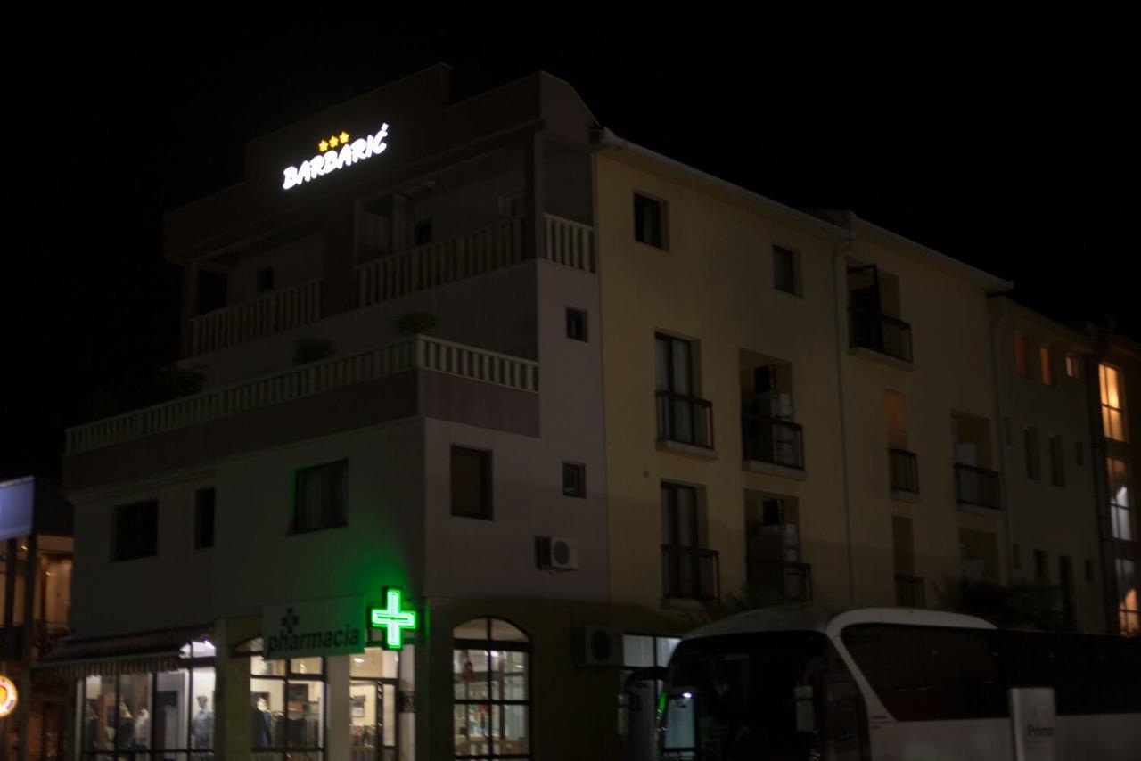 Hotel Barbaric เมจูโกเรีย ภายนอก รูปภาพ
